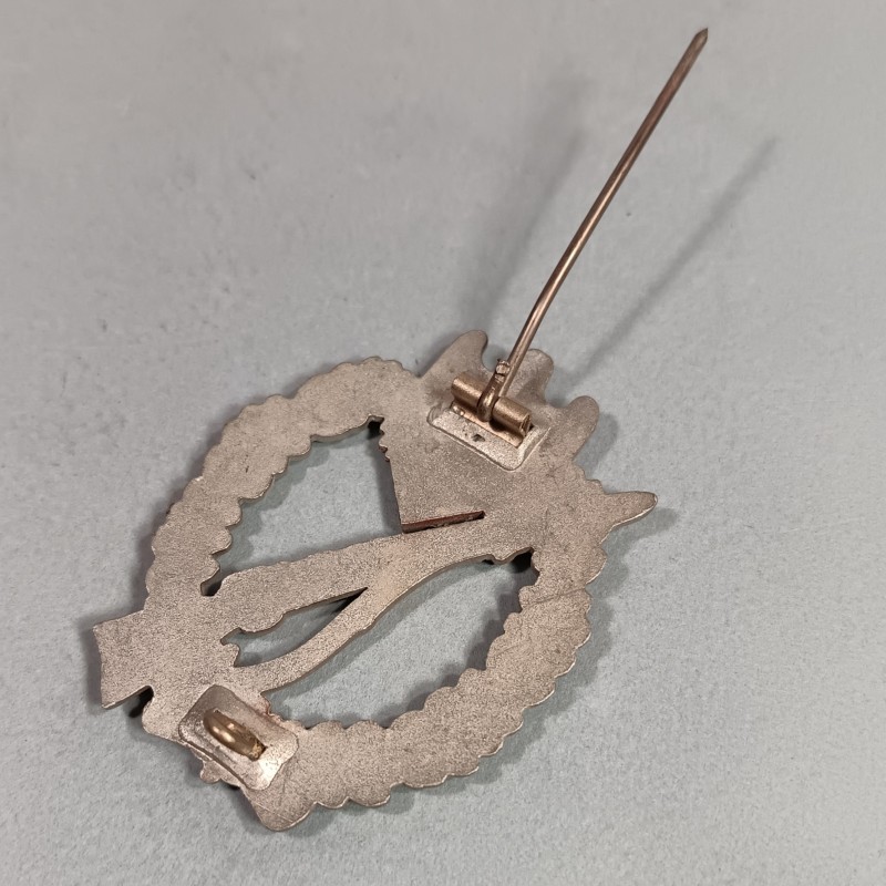 ALLEMAGNE INSIGNE ASSAUT INFANTERIE BADGE DE POITRINE COMBAT ALLEMAND SECONDE GUERRE FABRICANT F & B